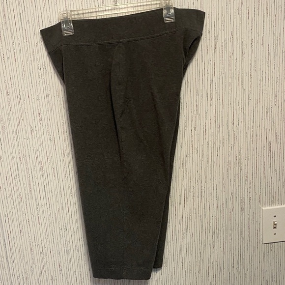 Lands' End Pants Women' Large Gray Starfish Crop Stretch Waist Casual Capri 1X - Picture 4 of 7
